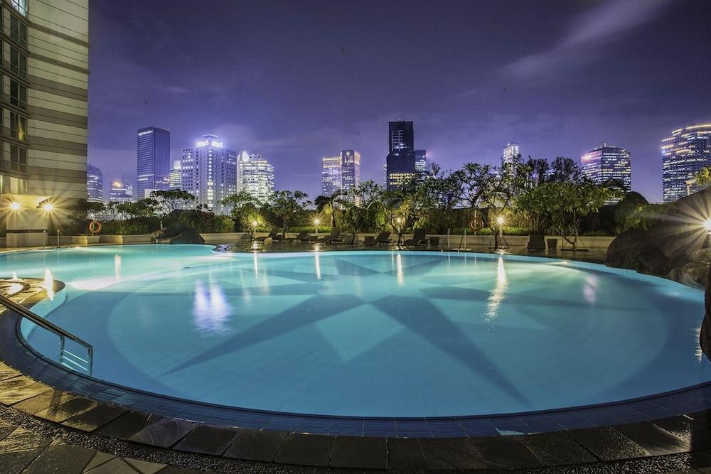 Batavia Hotel & Serviced Apartments Yakarta Exterior foto
