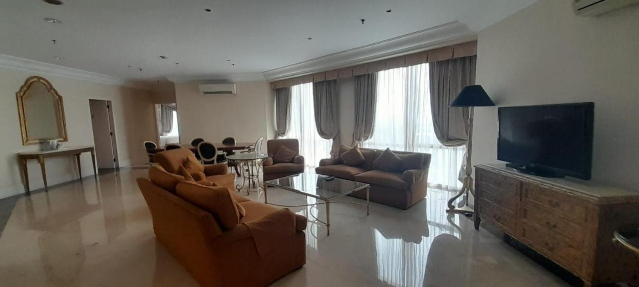 Batavia Hotel & Serviced Apartments Yakarta Exterior foto